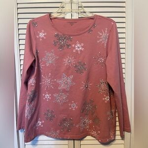 Petite women’s 100% cotton embellished tshirt